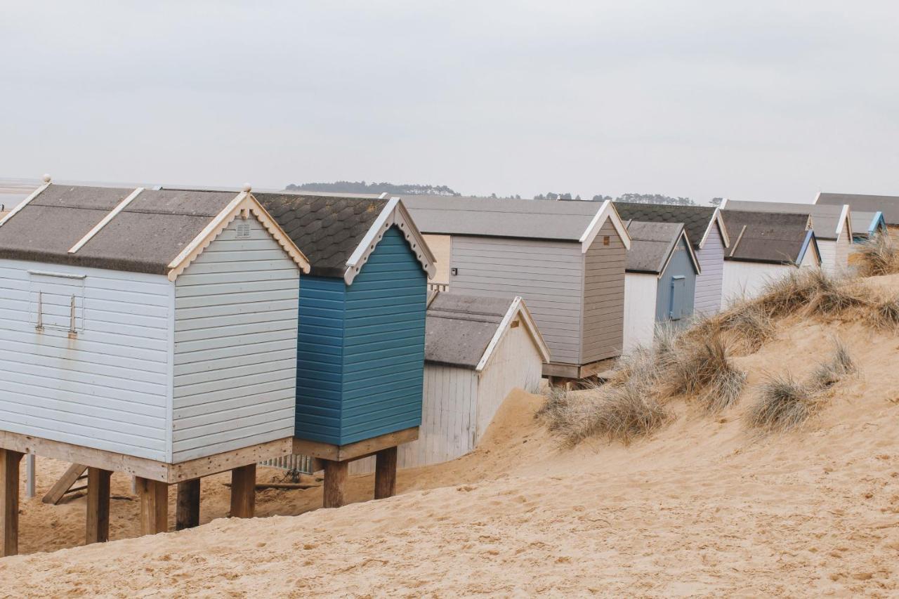 Modern Coastal Home Sleeping 5 - 2 Minute Walk To Pakefield Beach, Suffolk Экстерьер фото